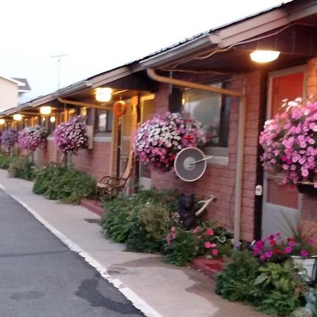 Swiss Mountain Motel Thayne ภายนอก รูปภาพ