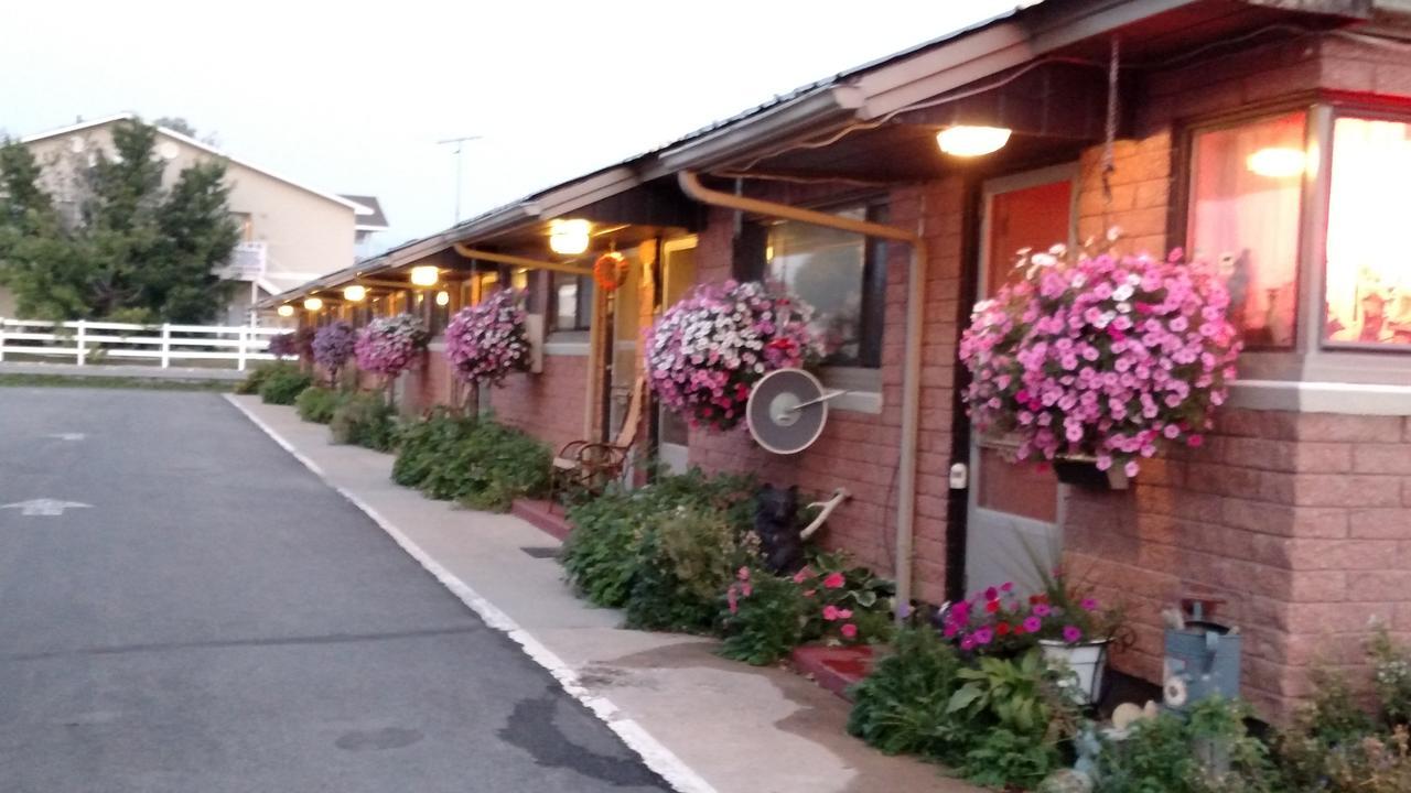 Swiss Mountain Motel Thayne ภายนอก รูปภาพ
